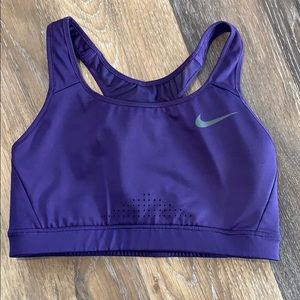 Nike sports bra. Size small.